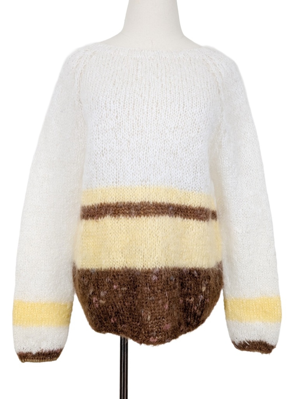 Handmade Mohair Knit Sweater Crewneck Size Medium White Boxy Fit